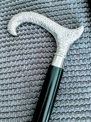 Curved derby silver handle - curved,